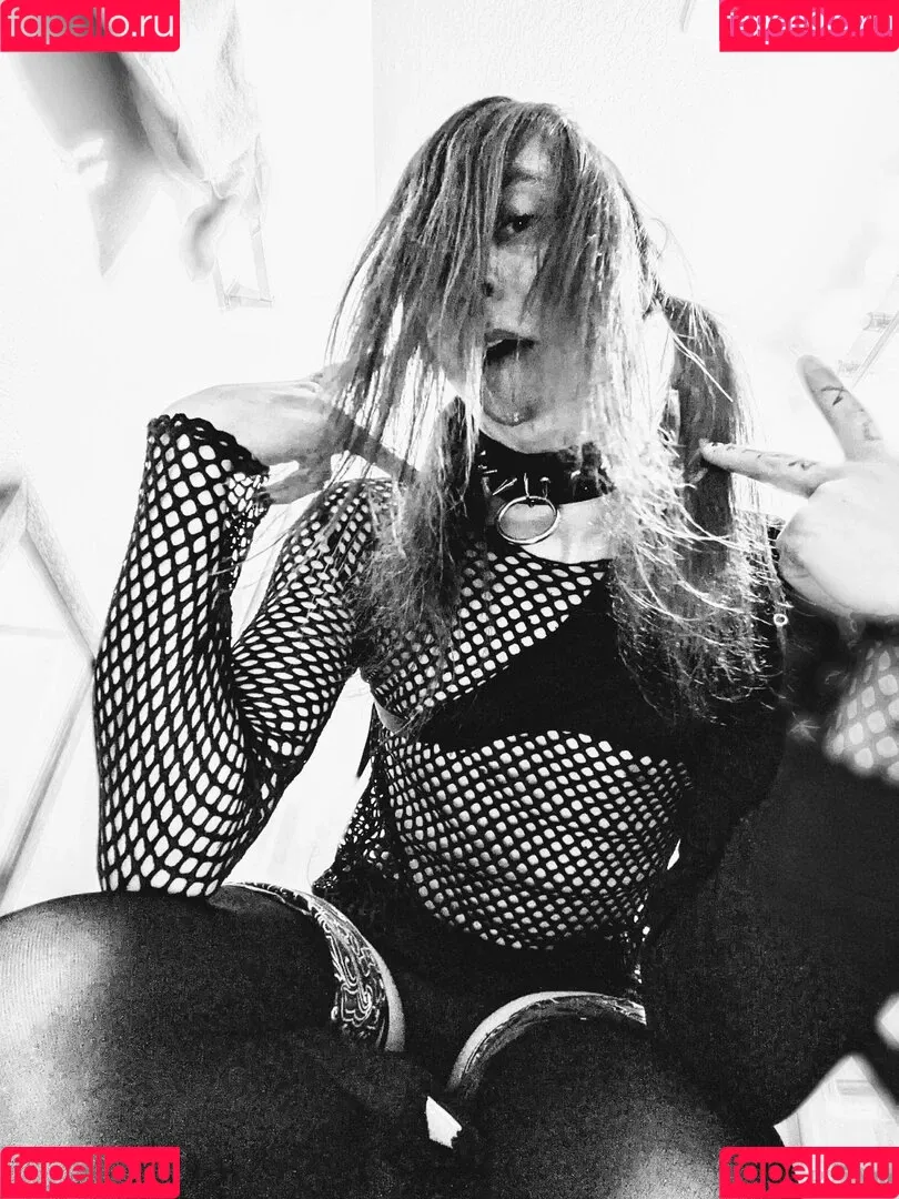 n.somnium Onlyfans Photo Gallery 