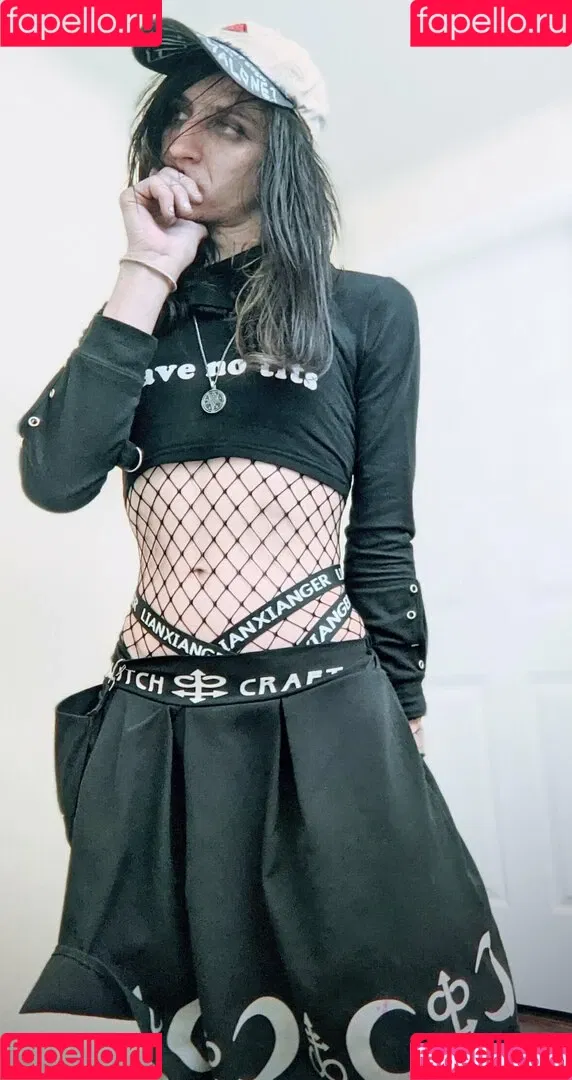 n.somnium Onlyfans Photo Gallery 