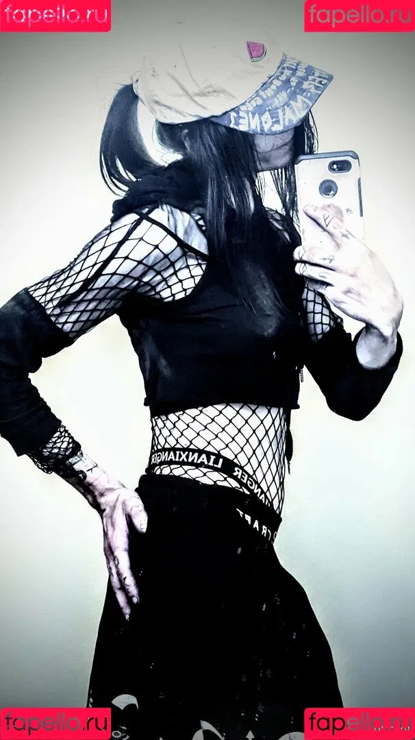 n.somnium Onlyfans Photo Gallery 