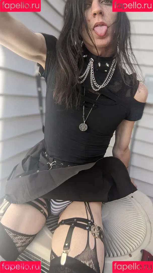 n.somnium Onlyfans Photo Gallery 