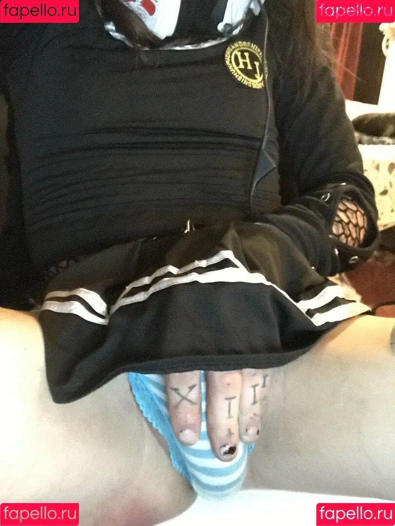n.somnium Onlyfans Photo Gallery 