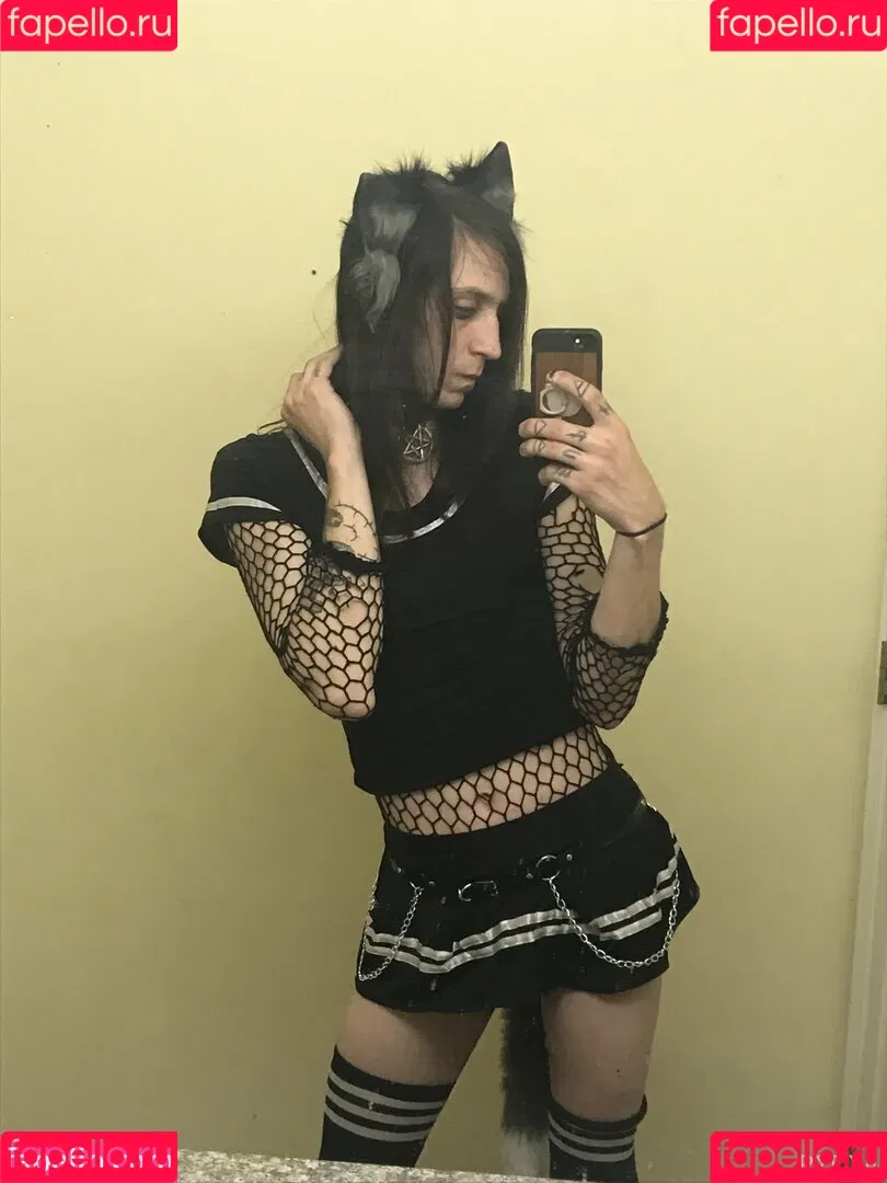n.somnium Onlyfans Photo Gallery 