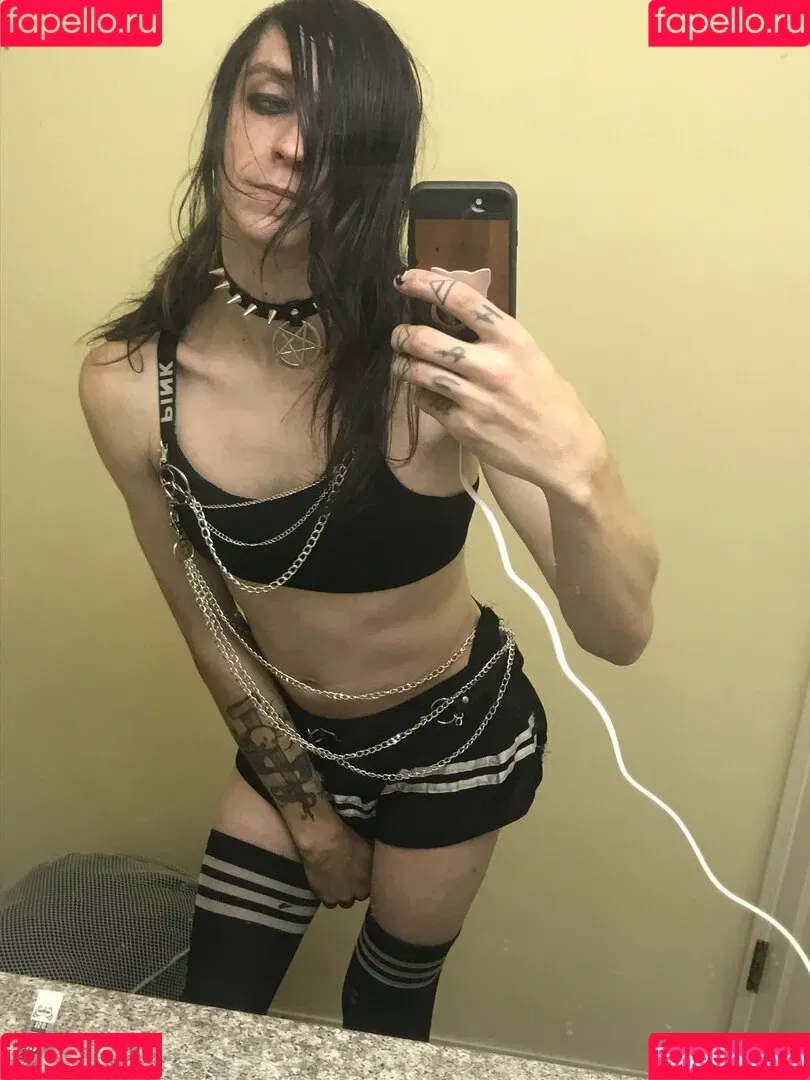 n.somnium Onlyfans Photo Gallery 