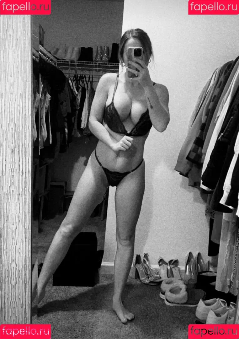 kaileedickey Onlyfans Photo Gallery 