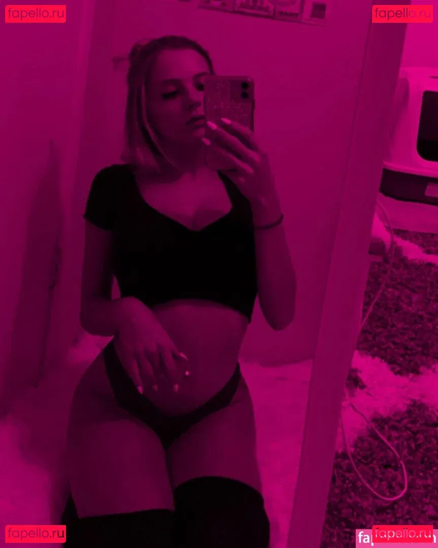 bunni.emmie Onlyfans Photo Gallery 