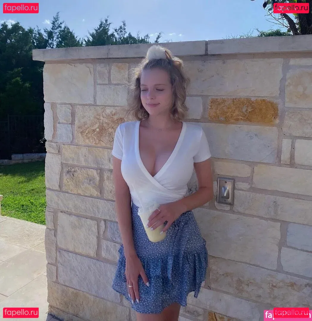 bunni.emmie Onlyfans Photo Gallery 