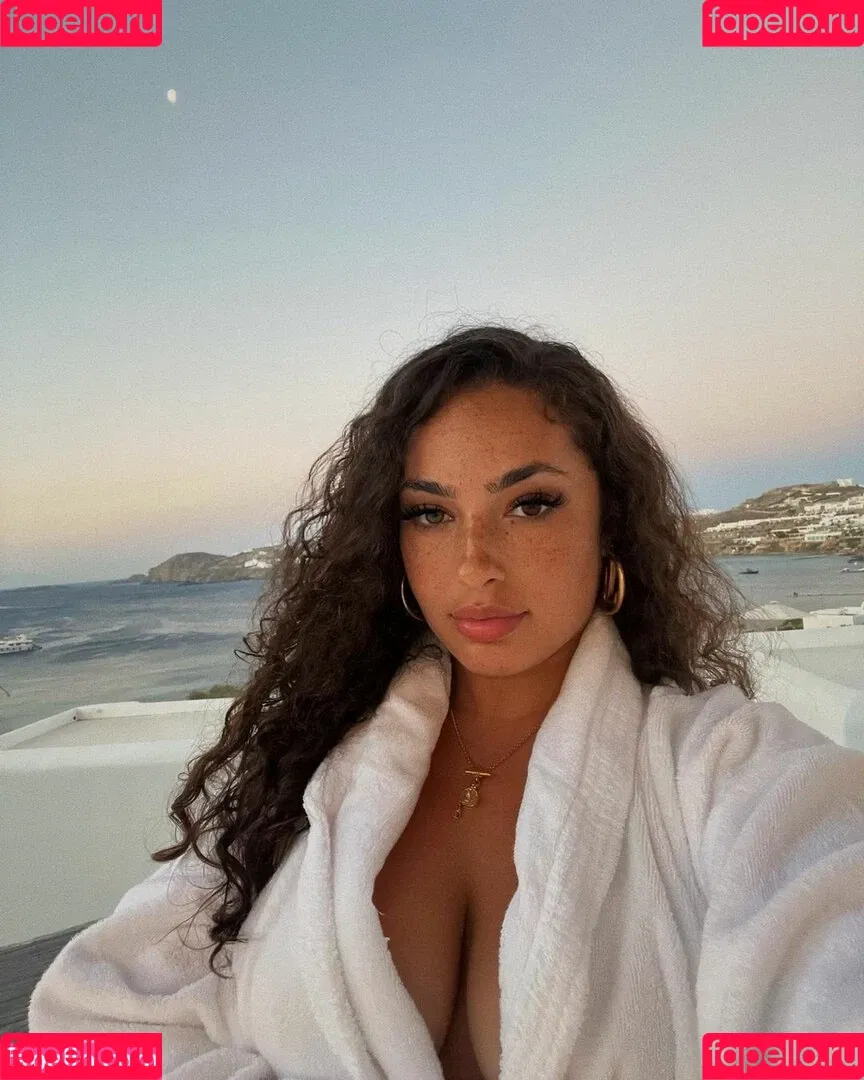 Ash Kash Onlyfans Photo Gallery 