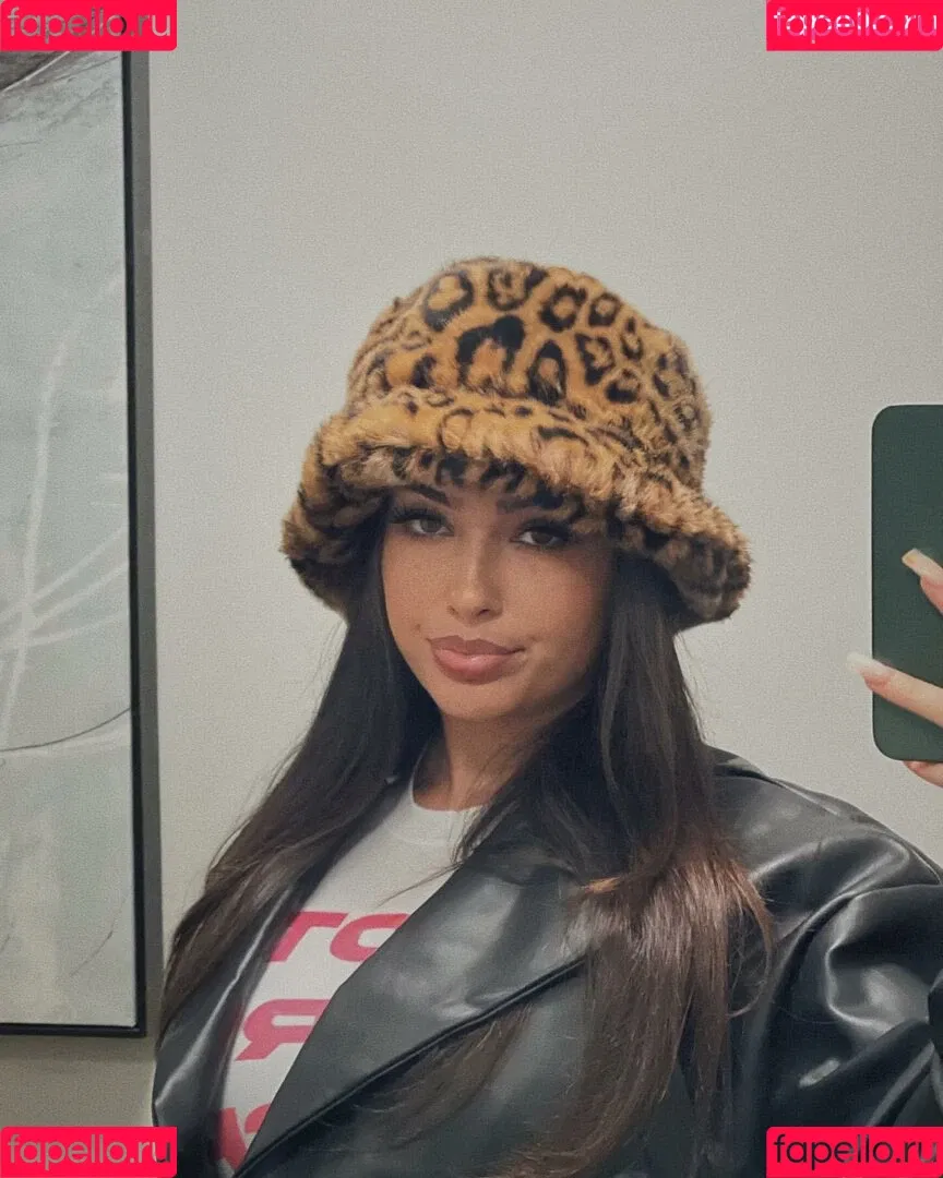 Ash Kash Onlyfans Photo Gallery 