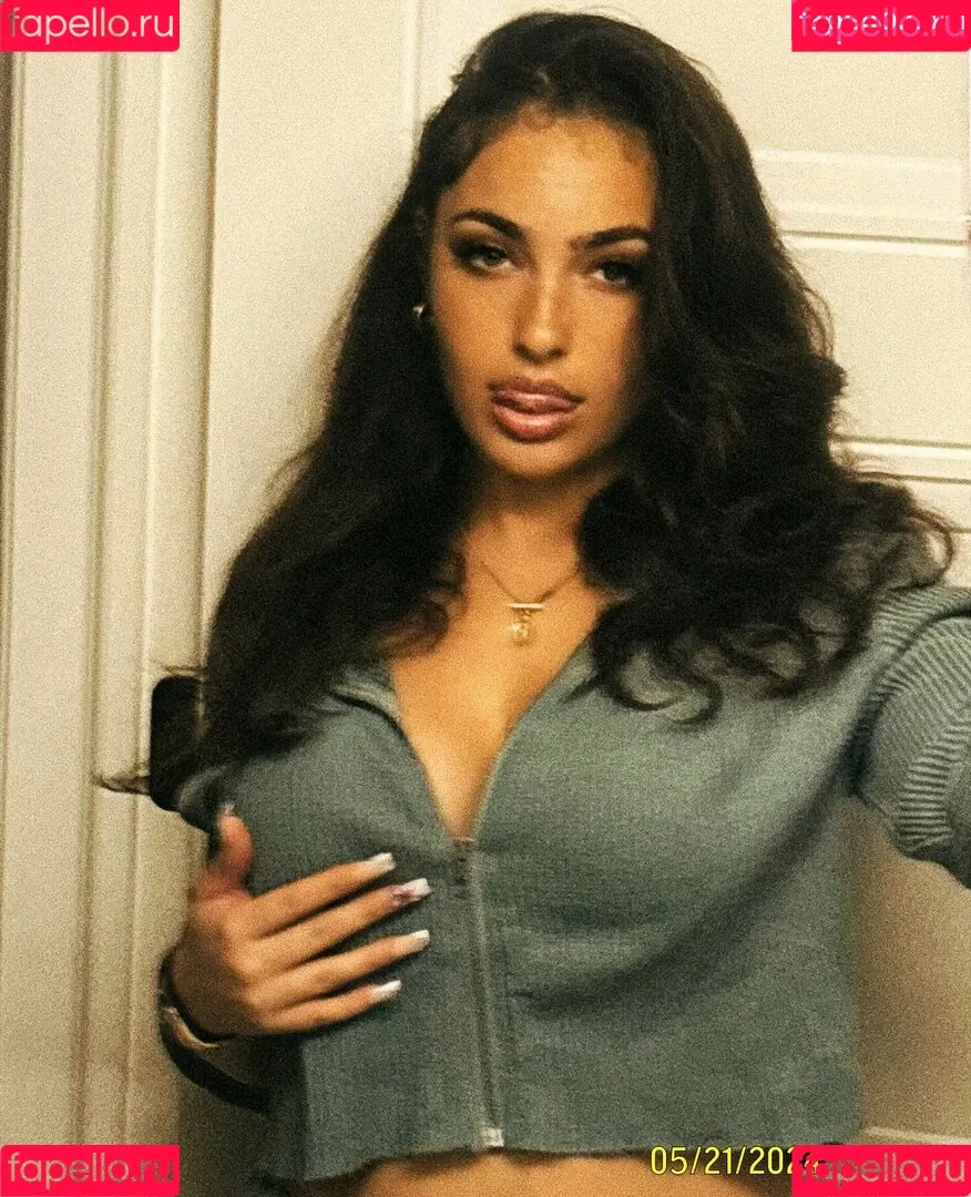 Ash Kash Onlyfans Photo Gallery 