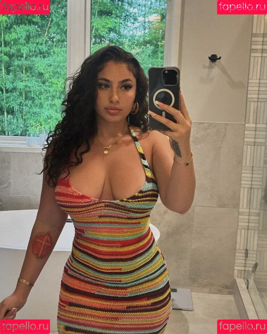 Ash Kash Onlyfans Photo Gallery 
