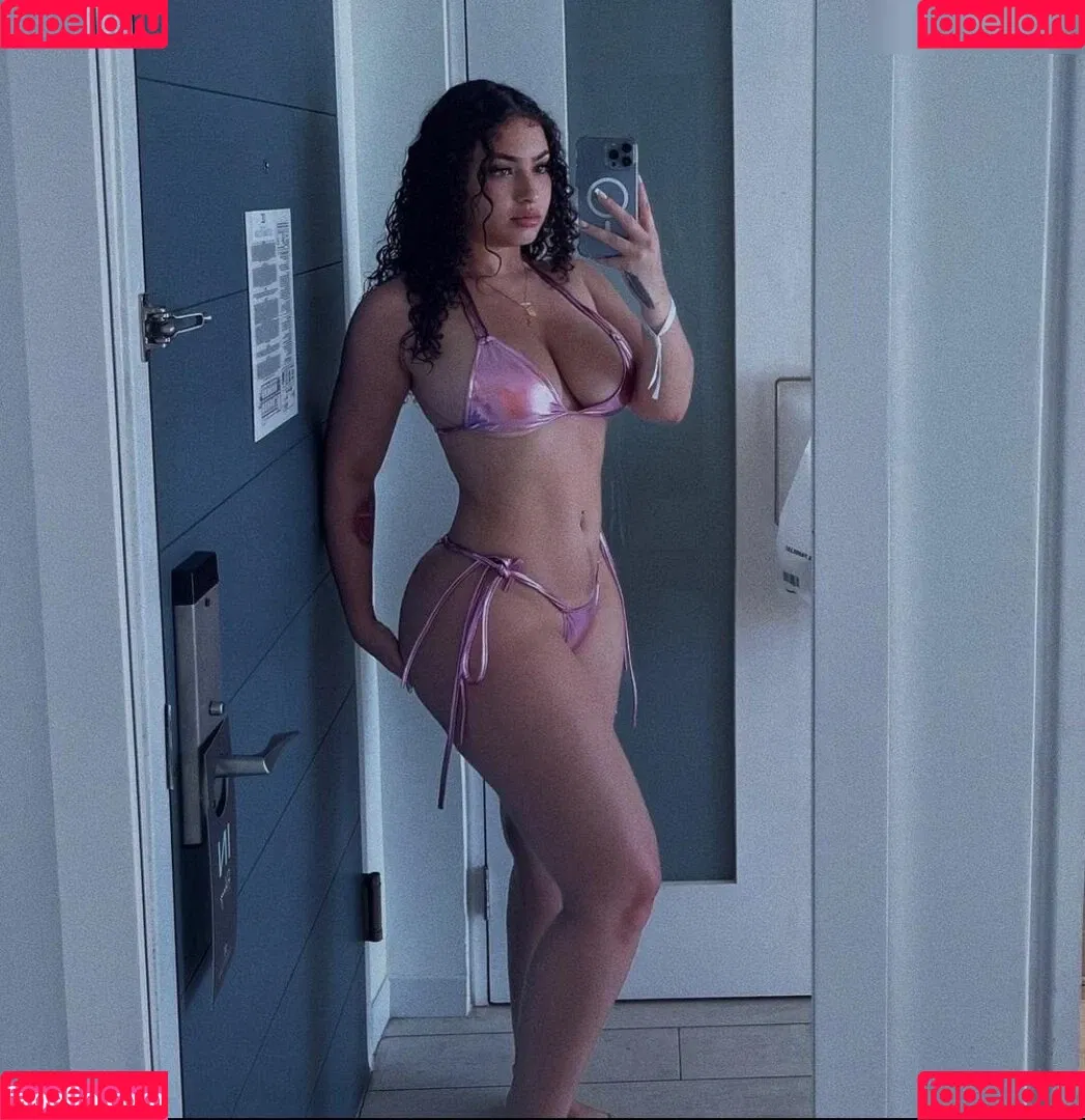 Ash Kash Onlyfans Photo Gallery 