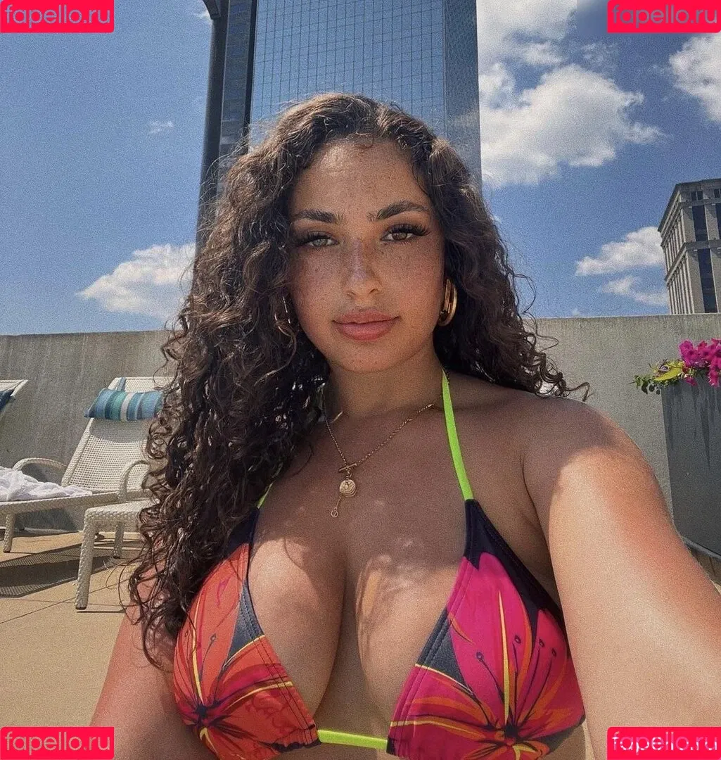 Ash Kash Onlyfans Photo Gallery 