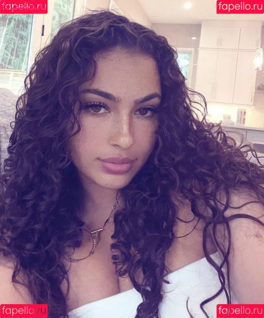 Ash Kash Onlyfans Photo Gallery 
