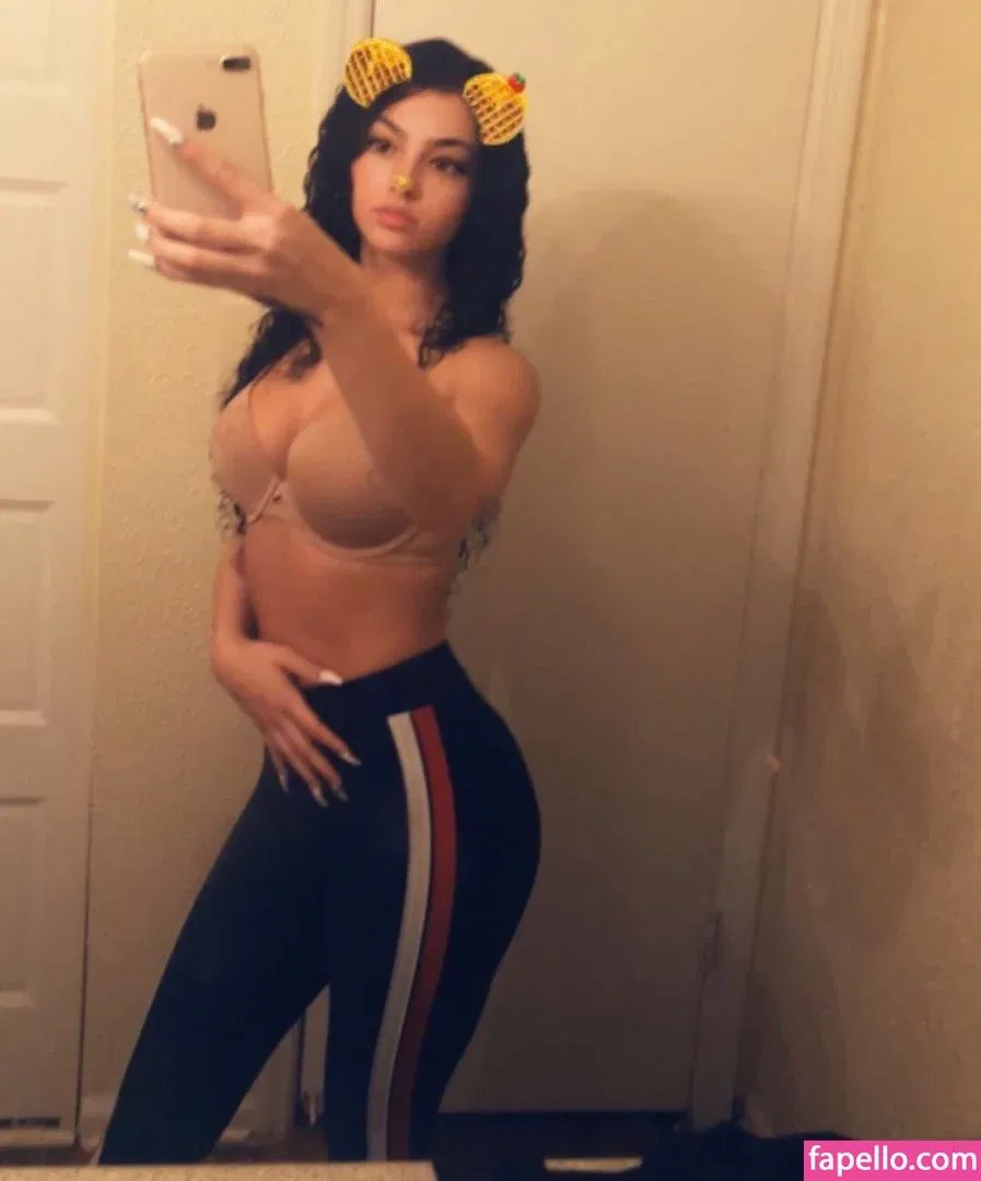 Ash Kash Onlyfans Photo Gallery 