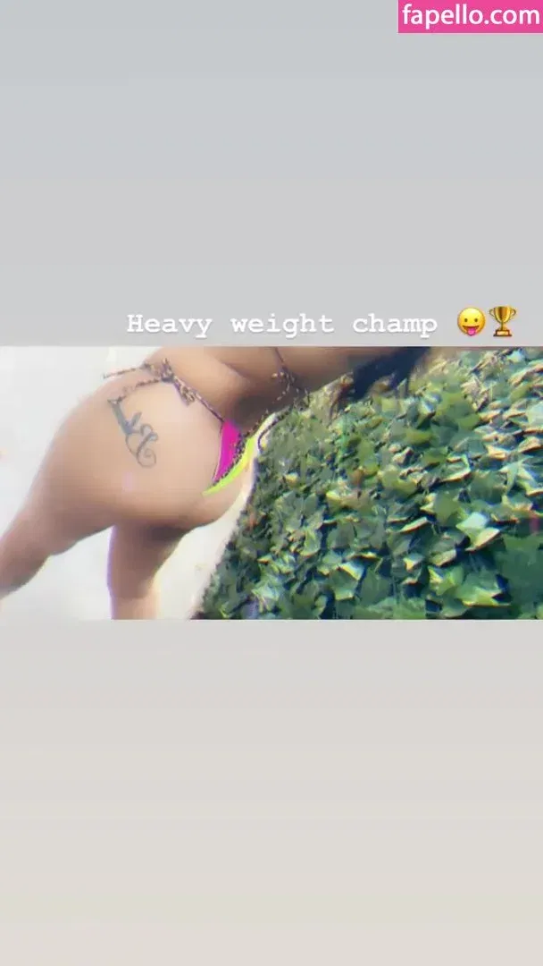 Ash Kash Onlyfans Photo Gallery 