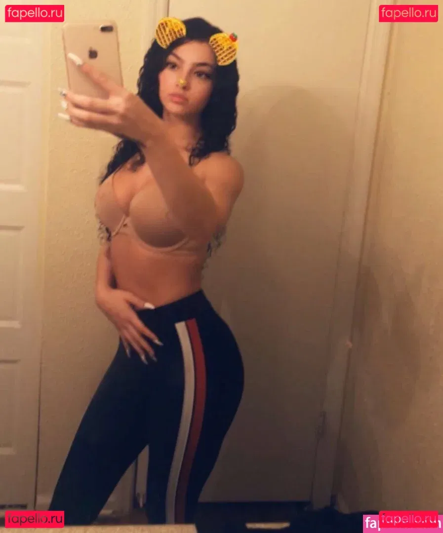 Ash Kash Onlyfans Photo Gallery 