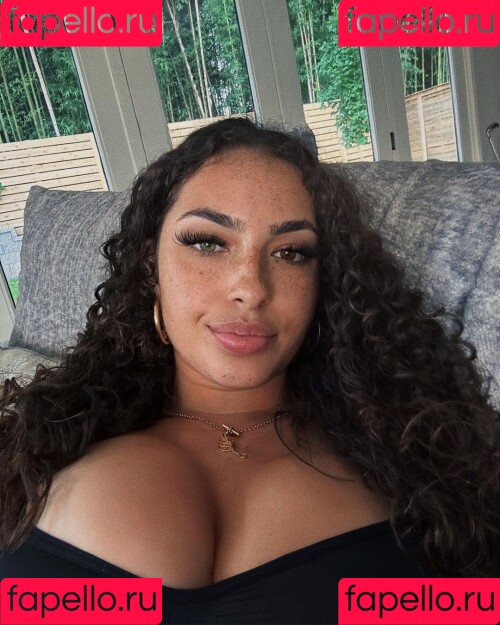 Ash Kash Onlyfans Photo Gallery 