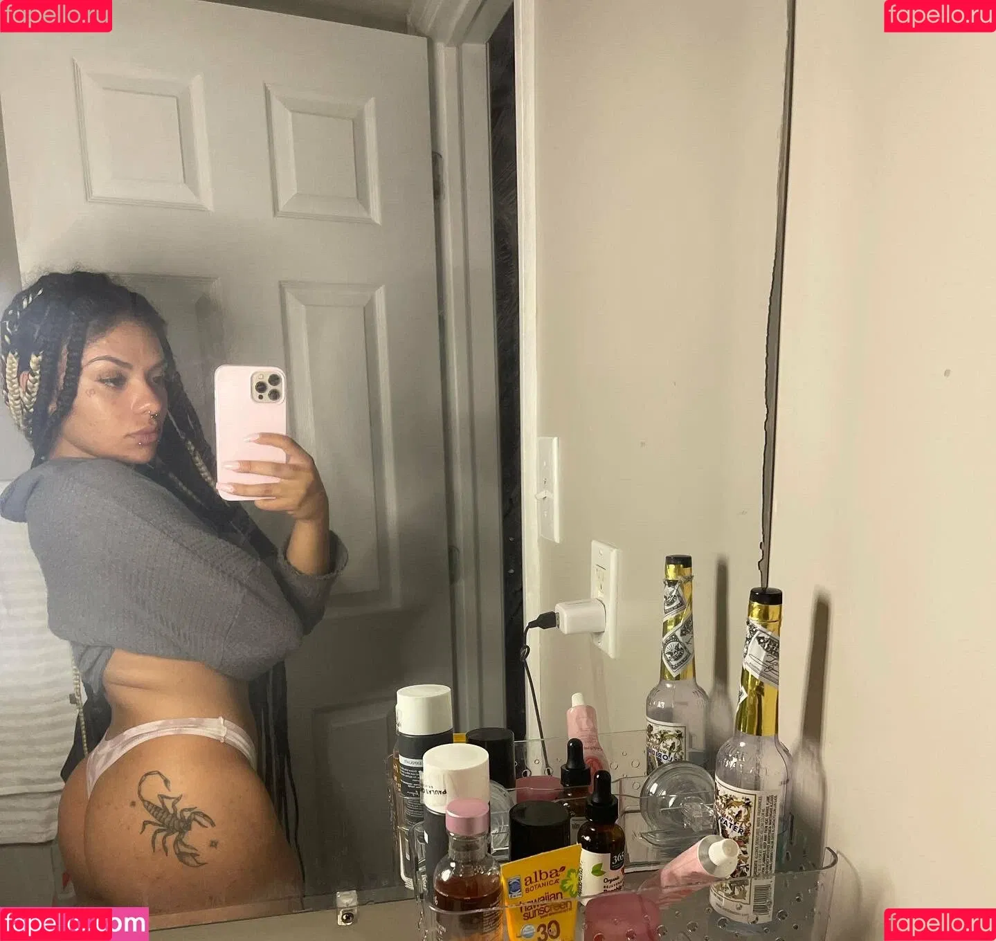 p0lefa1ry Onlyfans Photo Gallery 