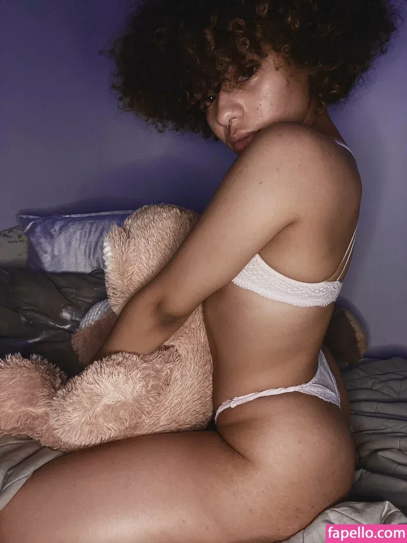 p0lefa1ry Onlyfans Photo Gallery 