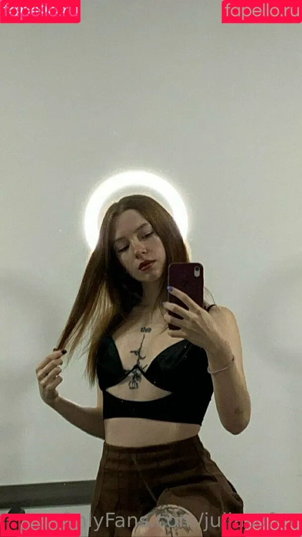juliabloomy Onlyfans Photo Gallery 