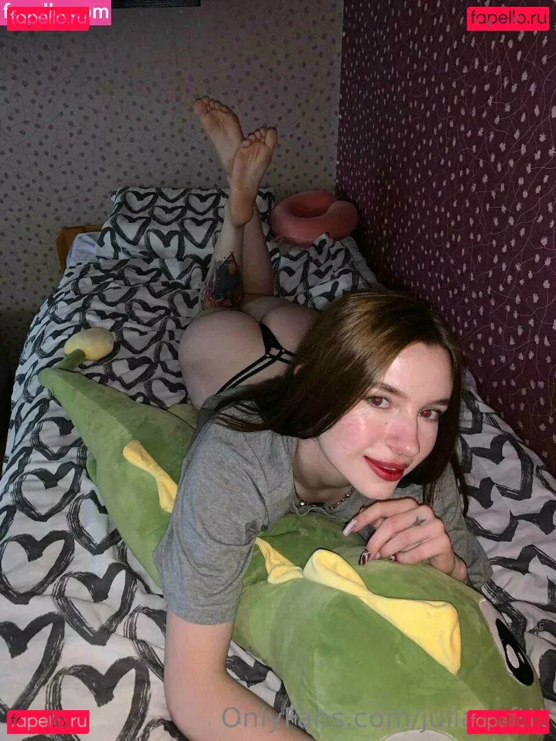 juliabloomy Onlyfans Photo Gallery 