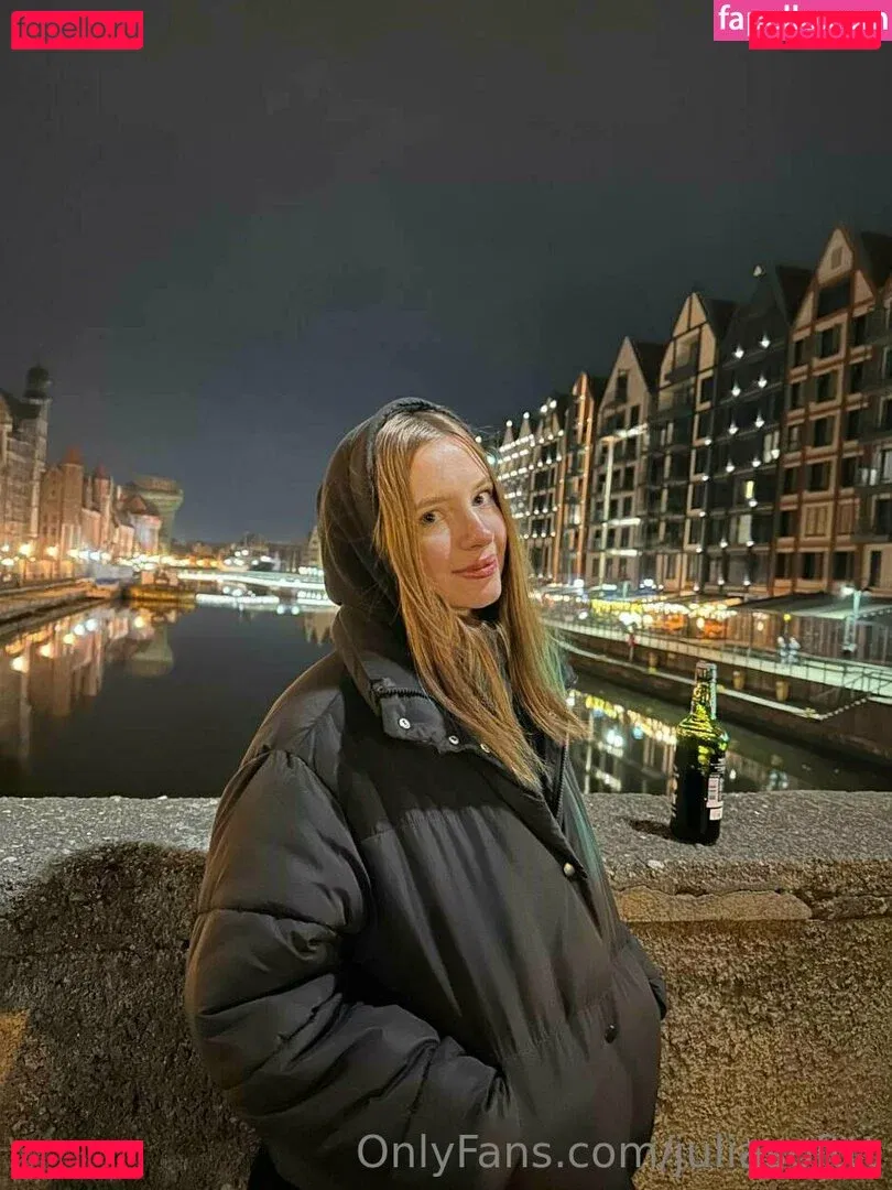 juliabloomy Onlyfans Photo Gallery 