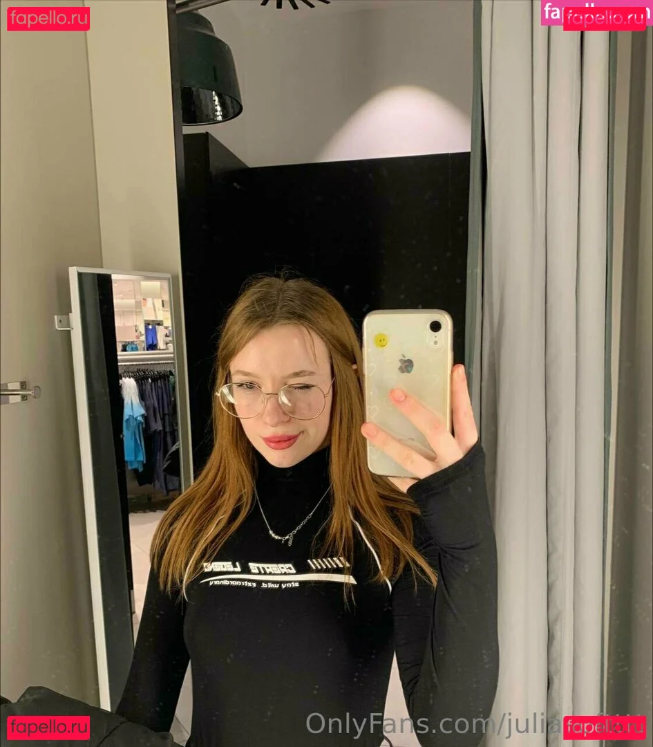 juliabloomy Onlyfans Photo Gallery 