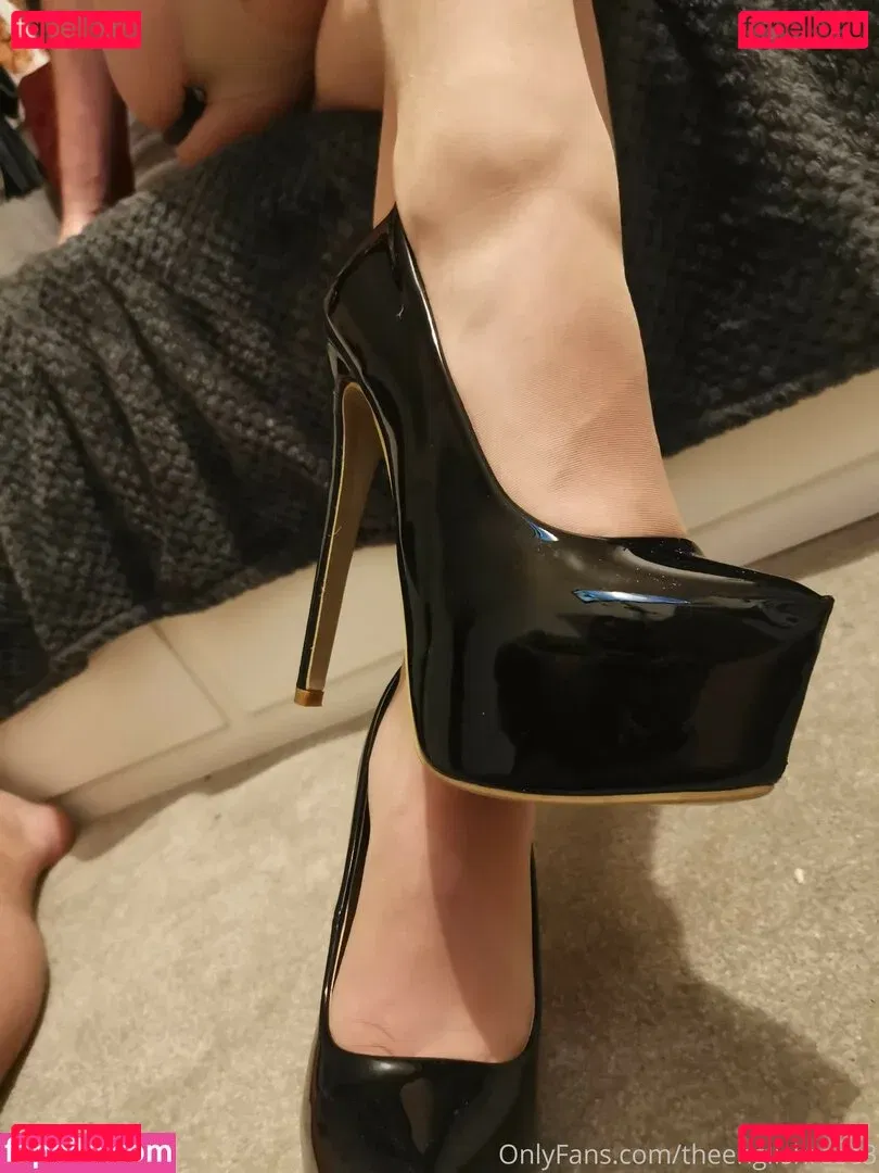 UKMistressRose Onlyfans Photo Gallery 