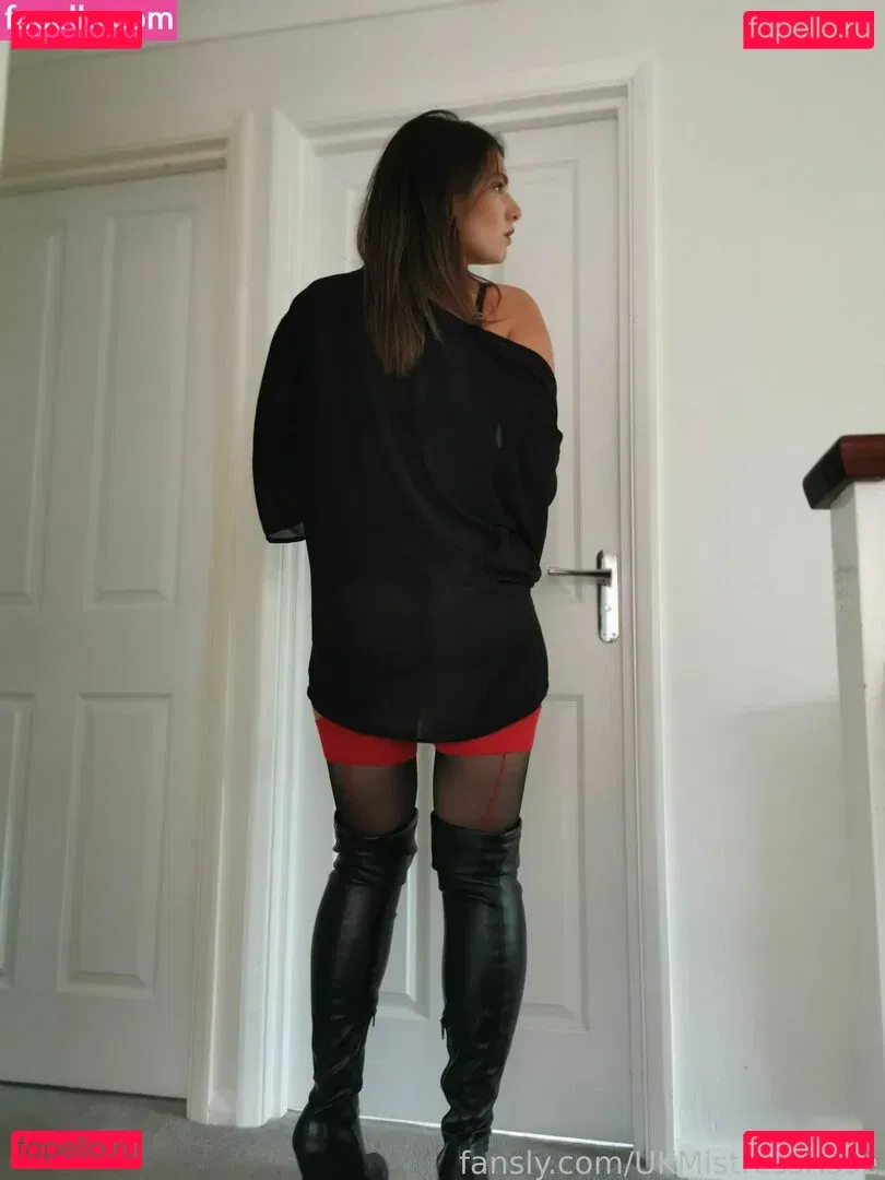 UKMistressRose Onlyfans Photo Gallery 