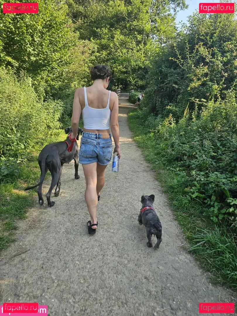 UKMistressRose Onlyfans Photo Gallery 