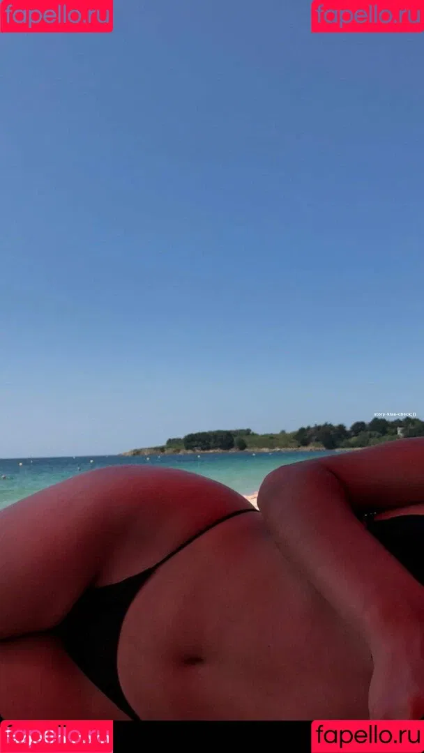 juliiee.kim Onlyfans Photo Gallery 