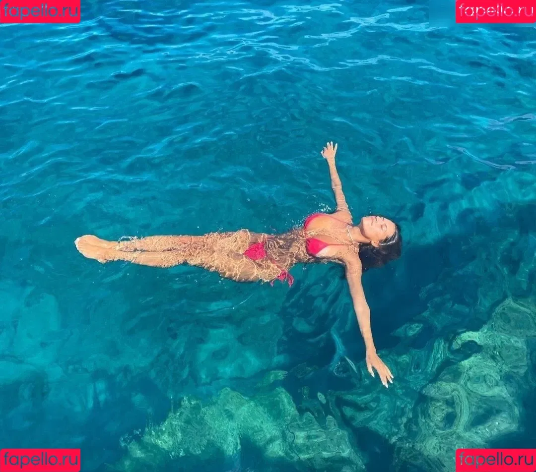 juliiee.kim Onlyfans Photo Gallery 