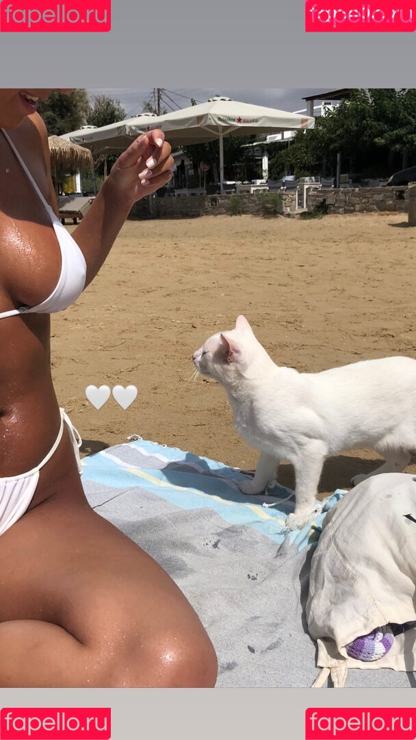 juliiee.kim Onlyfans Photo Gallery 