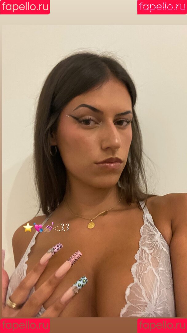 juliiee.kim Onlyfans Photo Gallery 