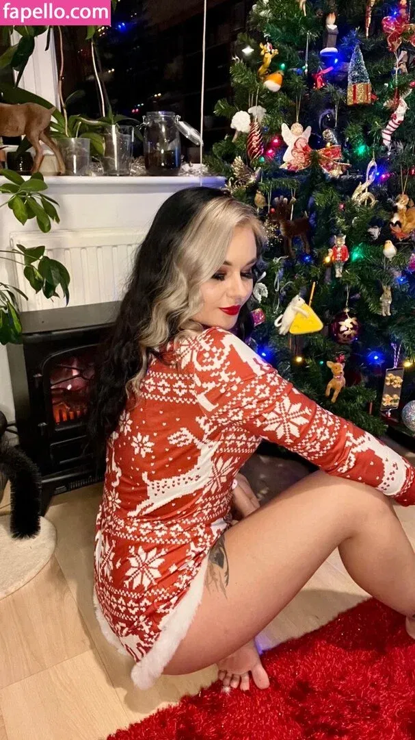 Dog Biscuits Onlyfans Photo Gallery 