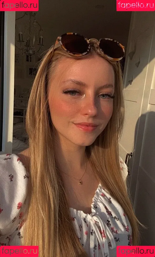 FabienneXIII Onlyfans Photo Gallery 