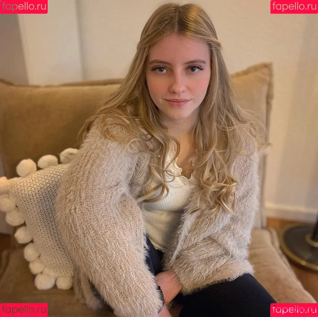 FabienneXIII Onlyfans Photo Gallery 