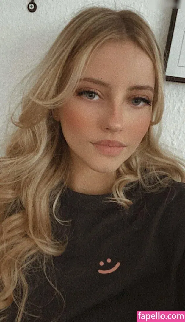 FabienneXIII Onlyfans Photo Gallery 