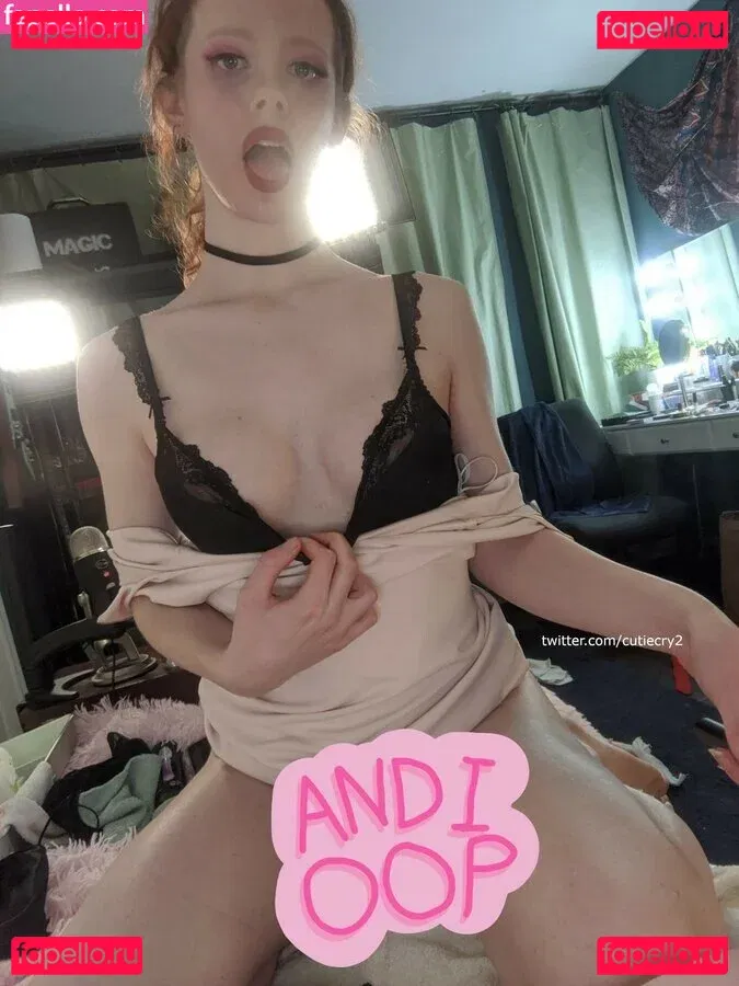 cutie_kira Onlyfans Photo Gallery 