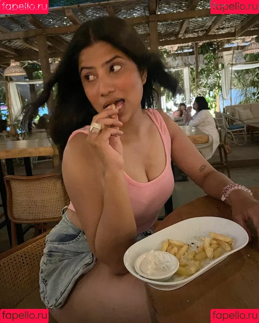 Sejal Dumbwani Onlyfans Photo Gallery 