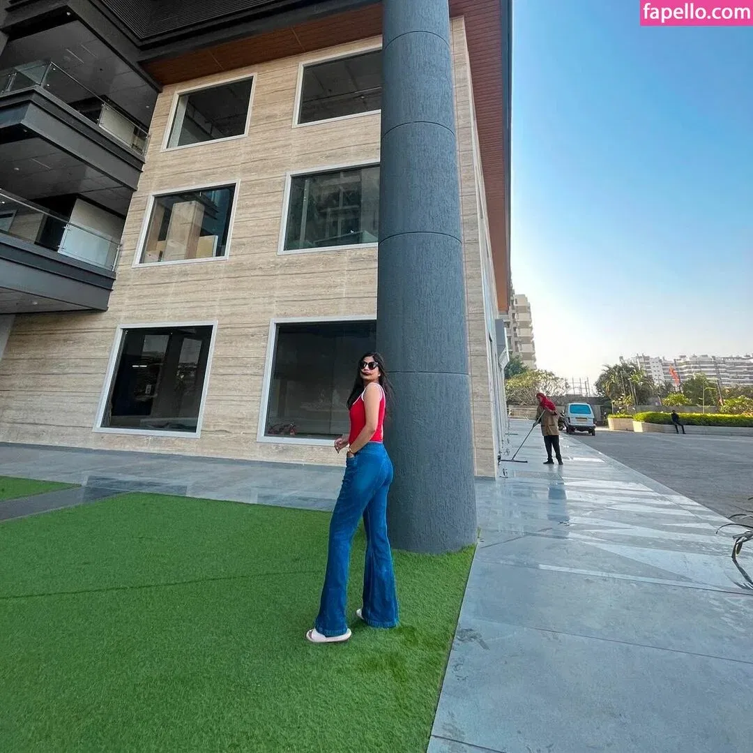 Sejal Dumbwani Onlyfans Photo Gallery 