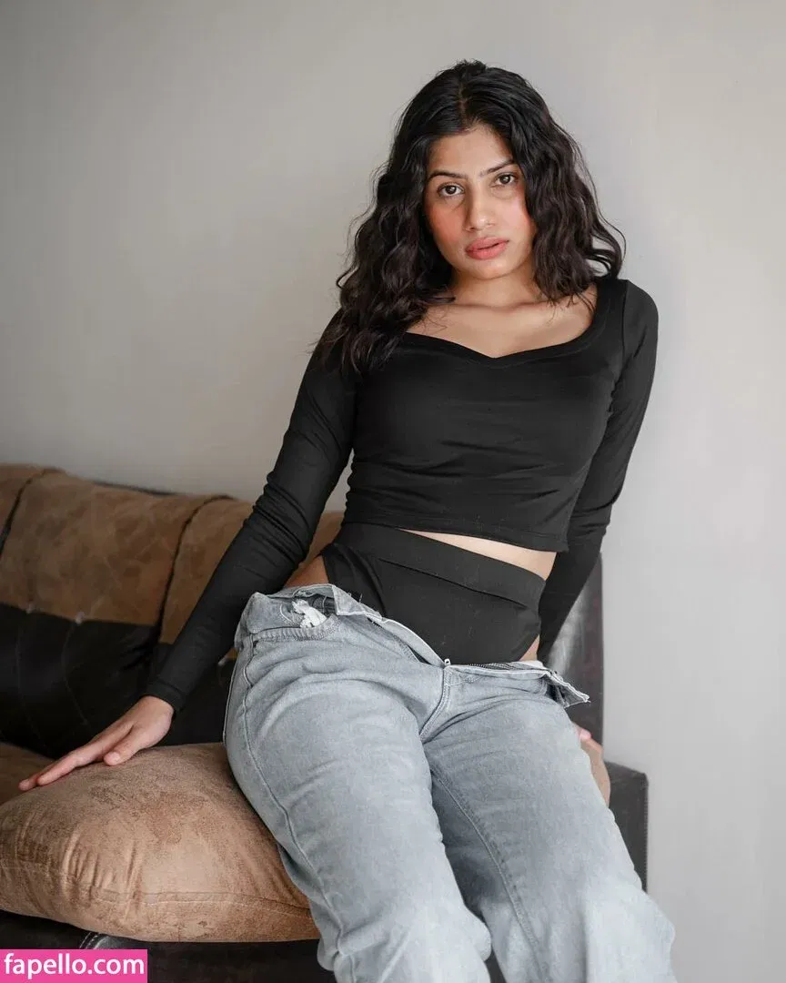 Sejal Dumbwani Onlyfans Photo Gallery 