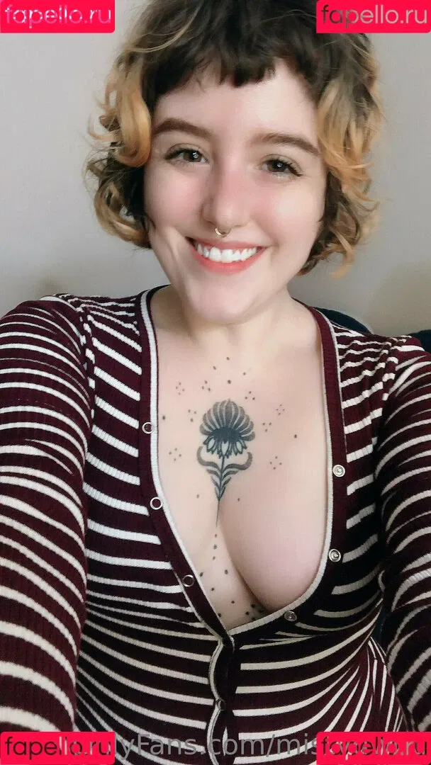gothgamerfree Onlyfans Photo Gallery 