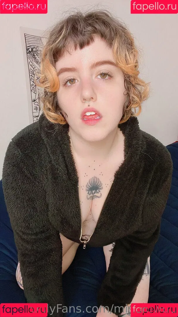 gothgamerfree Onlyfans Photo Gallery 