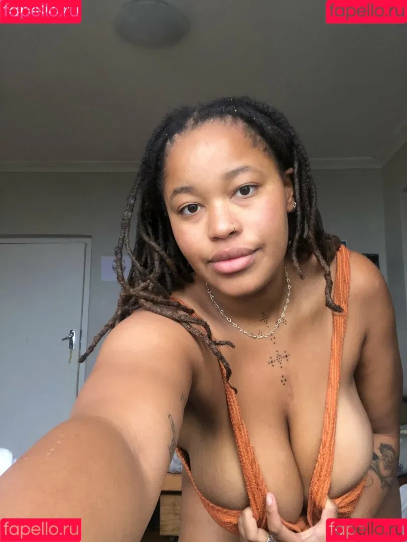 arielcosmo Onlyfans Photo Gallery 