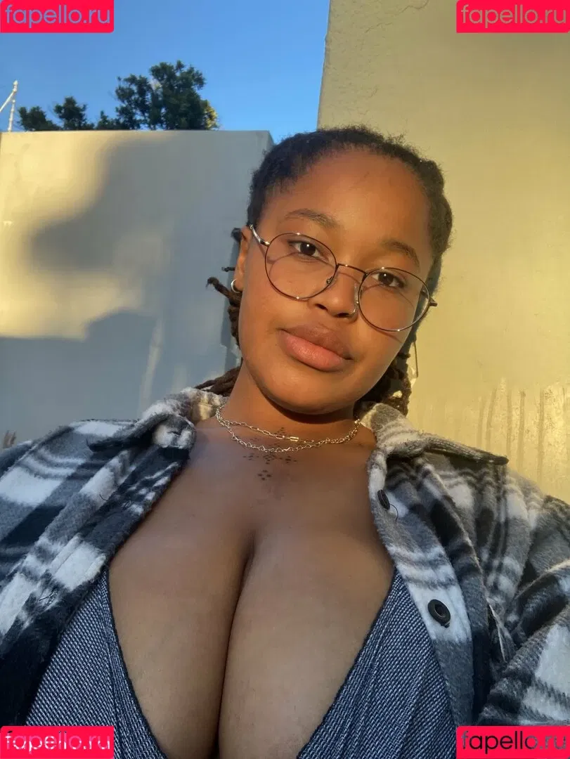arielcosmo Onlyfans Photo Gallery 