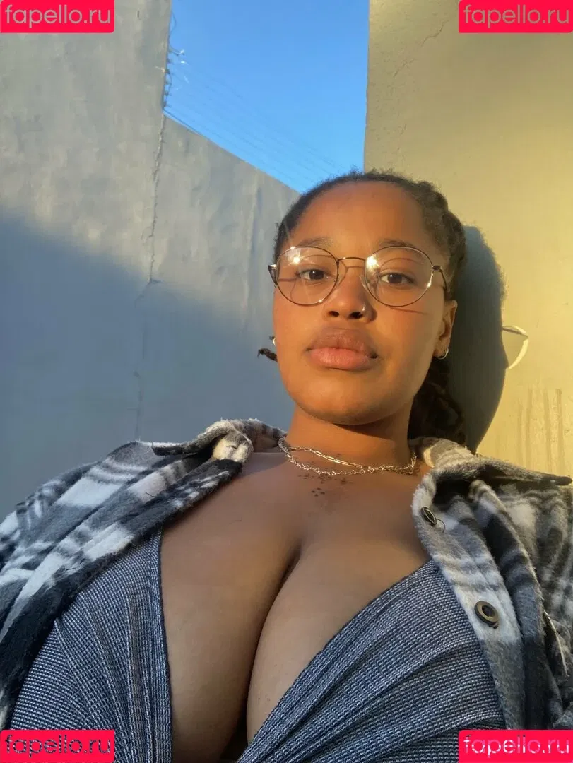 arielcosmo Onlyfans Photo Gallery 