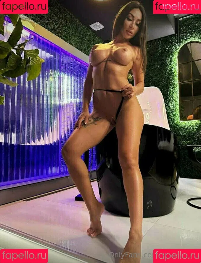 sunnyjully Onlyfans Photo Gallery 