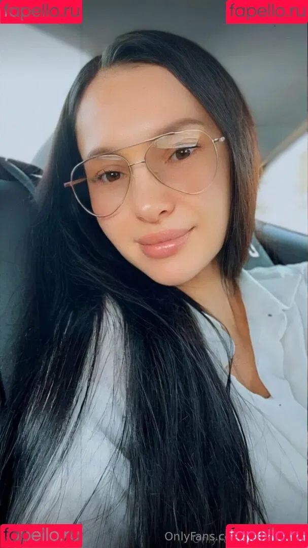 sunnyjully Onlyfans Photo Gallery 
