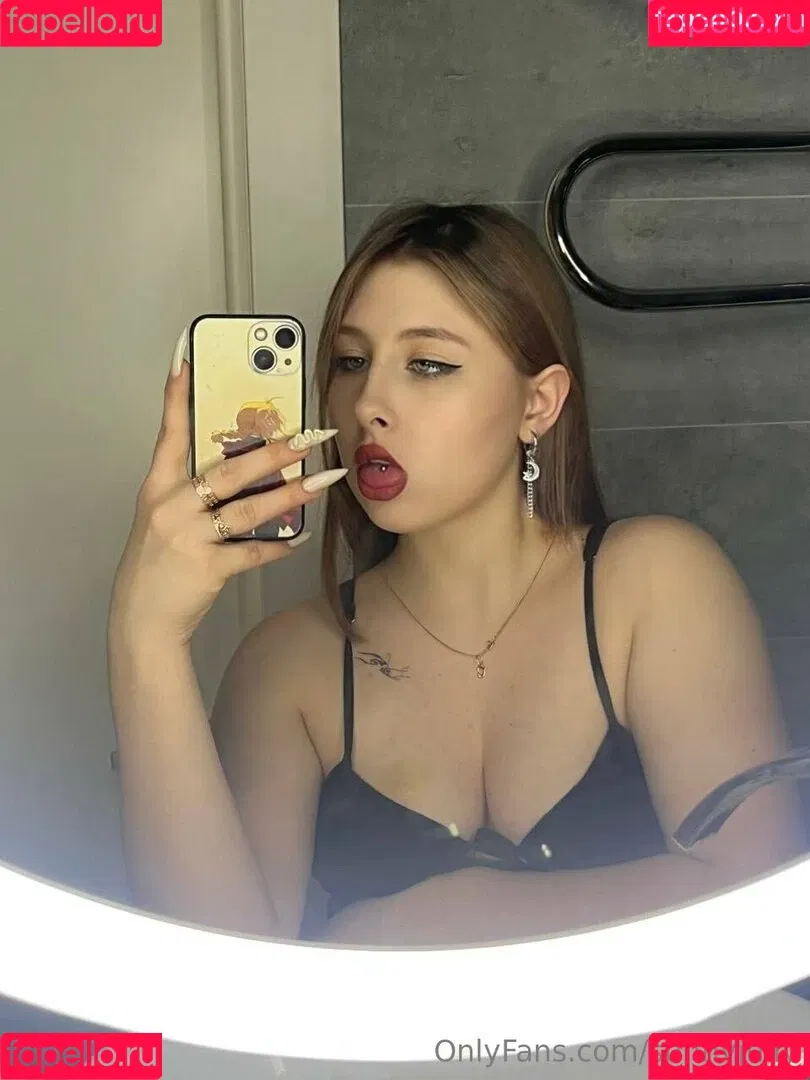 sunnyjully Onlyfans Photo Gallery 